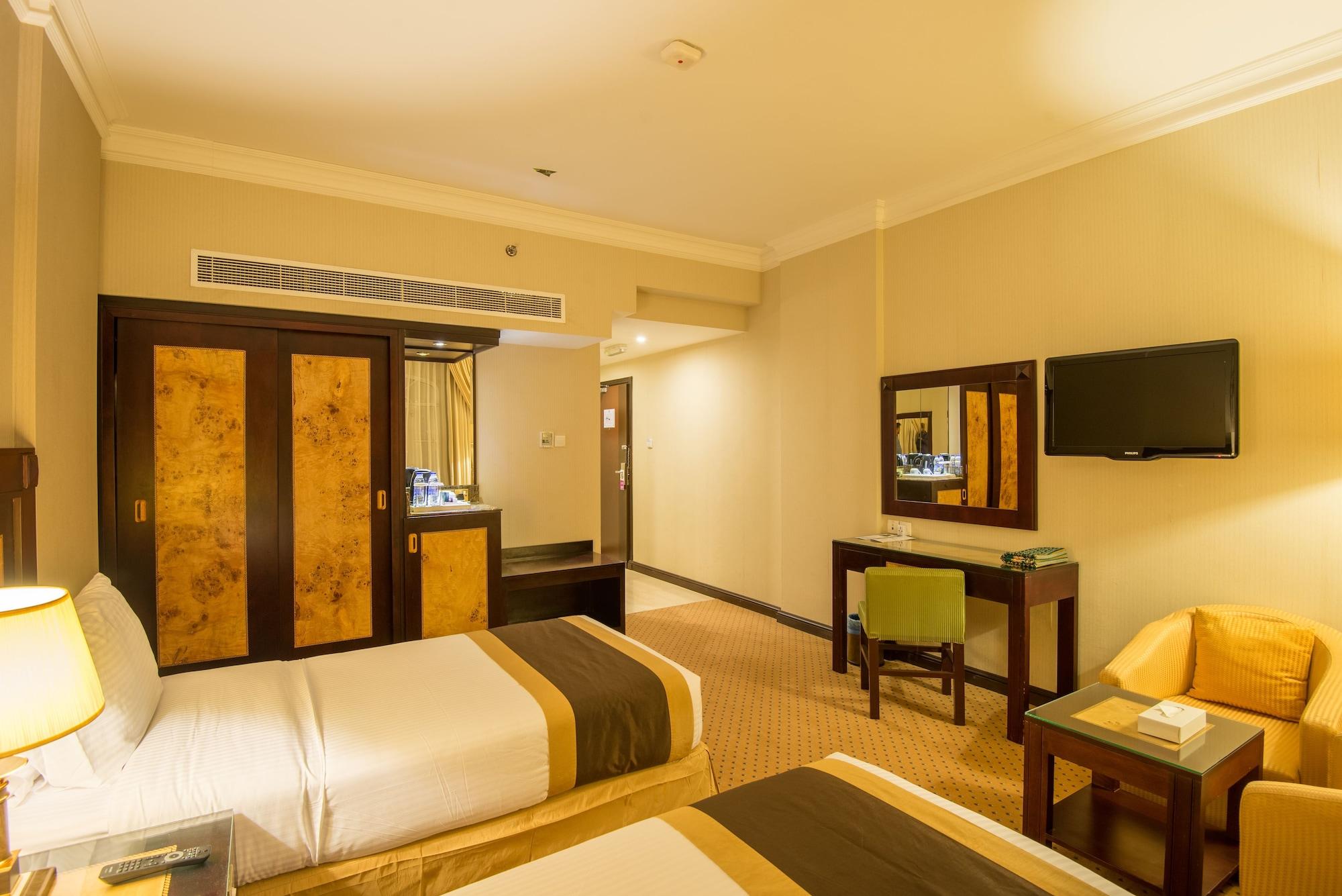 Caesar Hotel Maszkat Kültér fotó
