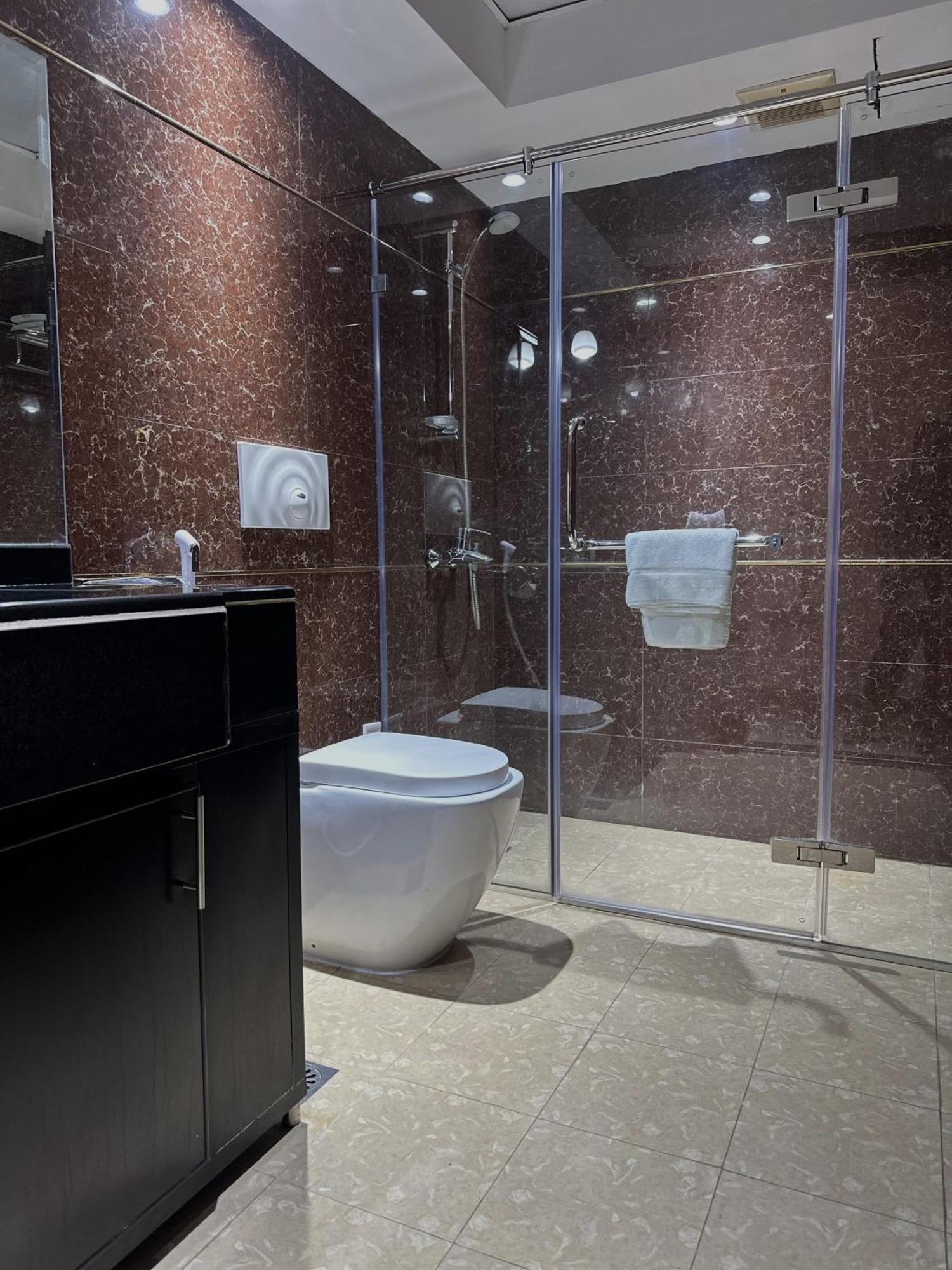 Caesar Hotel Maszkat Kültér fotó