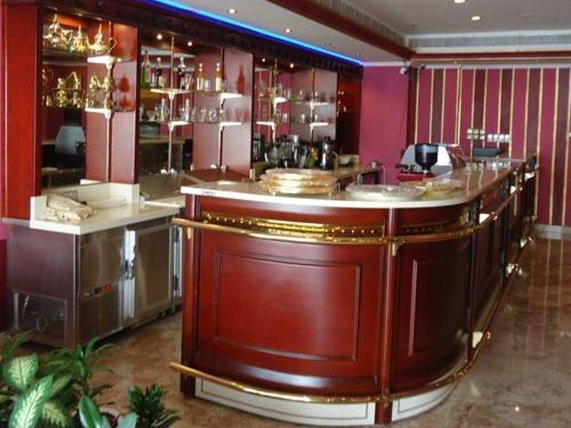 Caesar Hotel Maszkat Étterem fotó